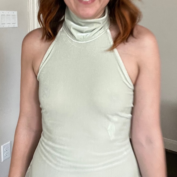 🍈 Vintage Low Back Dress 🍈 - Picture 3 of 4